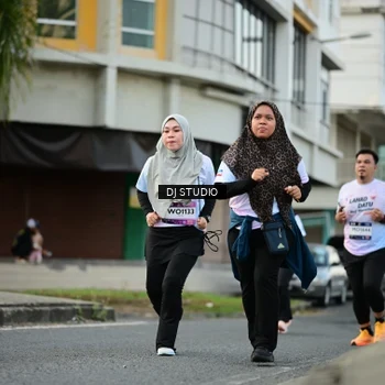 Runner Photo 7914746