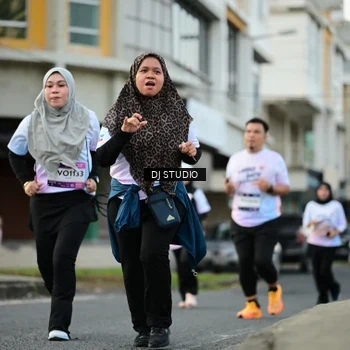 Runner Photo 7914751