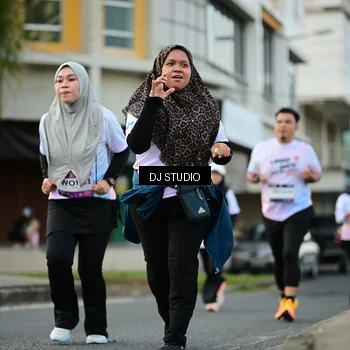 Runner Photo 7914759