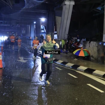 Runner Photo 7914768