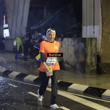 Runner Photo 7914828