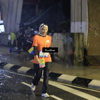 Runner Photo 7914839