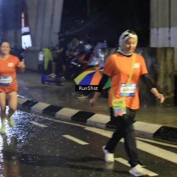 Runner Photo 7914848