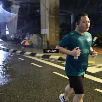 Runner Photo 7914954