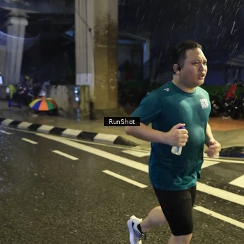 Runner Photo 7914959