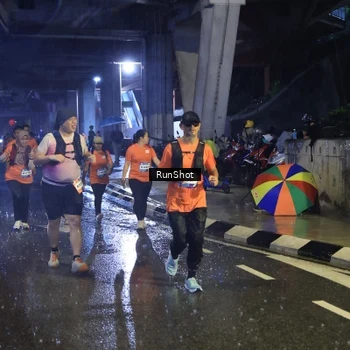 Runner Photo 7914966