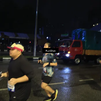 Runner Photo 7914973