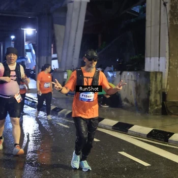 Runner Photo 7914995
