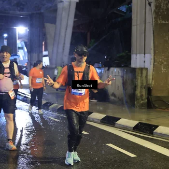 Runner Photo 7914996