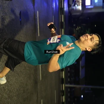 Runner Photo 7914997