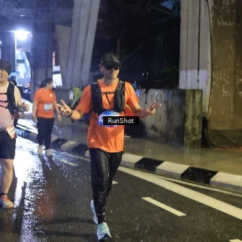 Runner Photo 7915002
