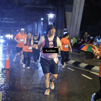 Runner Photo 7915019