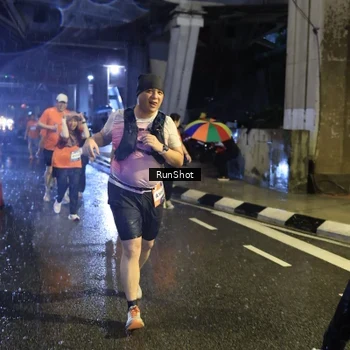 Runner Photo 7915047