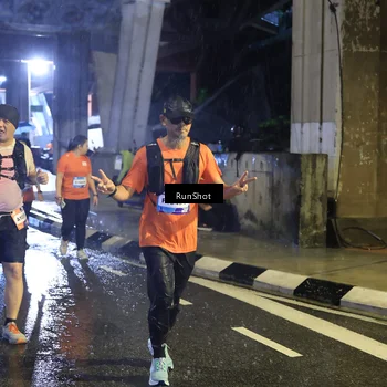 Runner Photo 7915050