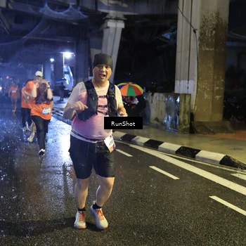 Runner Photo 7915051