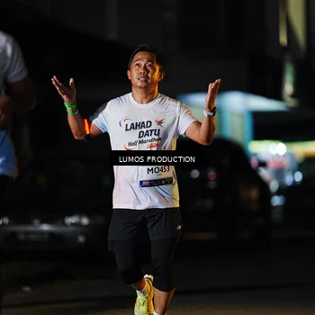 Runner Photo 7915057