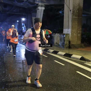 Runner Photo 7915058