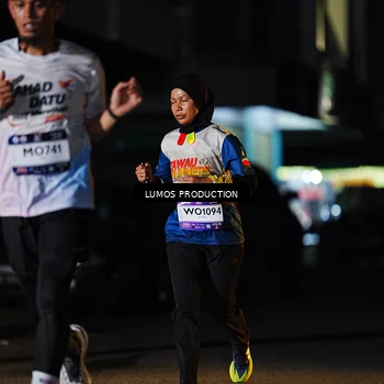 Runner Photo 7915060