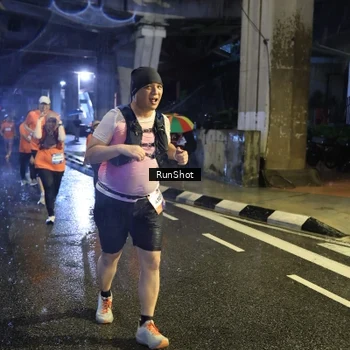 Runner Photo 7915064