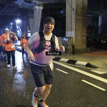 Runner Photo 7915075