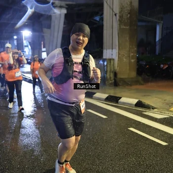 Runner Photo 7915080