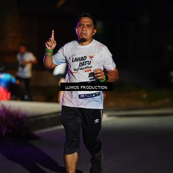 Runner Photo 7915084