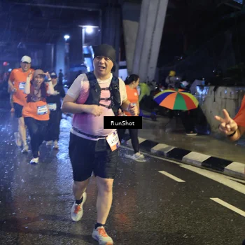 Runner Photo 7915103