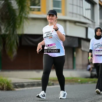 Runner Photo 7915136