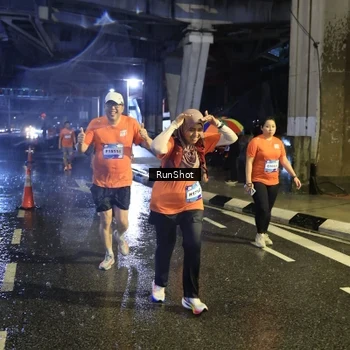 Runner Photo 7915146