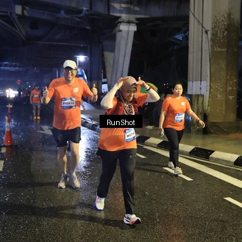 Runner Photo 7915147