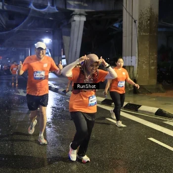 Runner Photo 7915159