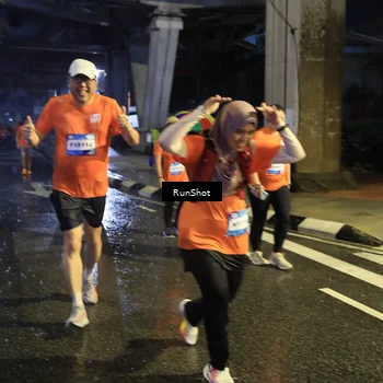 Runner Photo 7915165