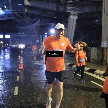 Runner Photo 7915173