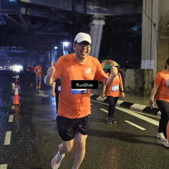 Runner Photo 7915184
