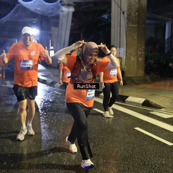 Runner Photo 7915190