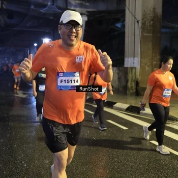 Runner Photo 7915196