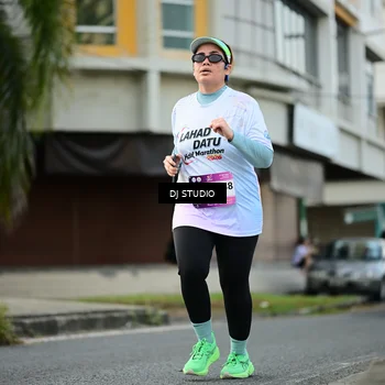 Runner Photo 7915212