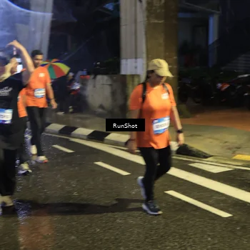 Runner Photo 7915224