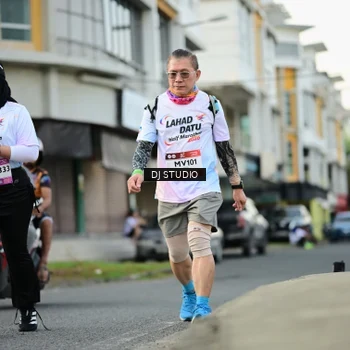 Runner Photo 7915245
