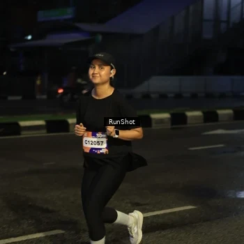 Runner Photo 7915248