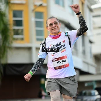 Runner Photo 7915250