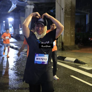 Runner Photo 7915266
