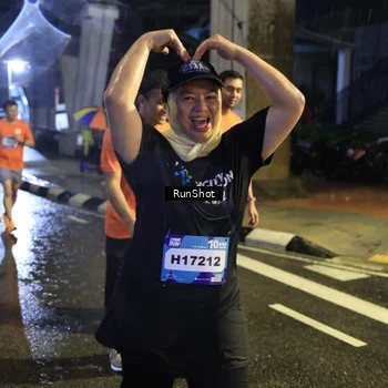 Runner Photo 7915268