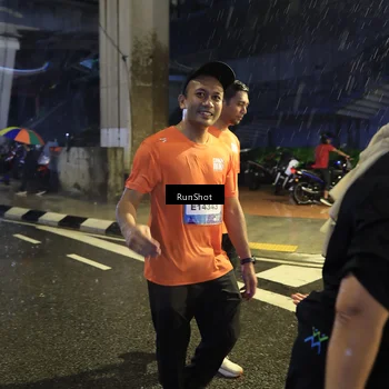 Runner Photo 7915291