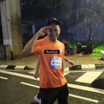Runner Photo 7915308