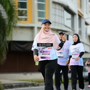 Runner Photo 7915311