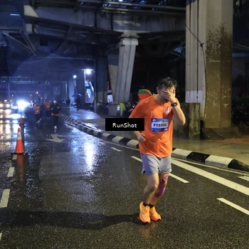 Runner Photo 7915330