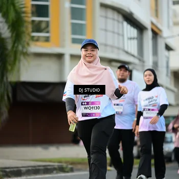 Runner Photo 7915339