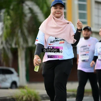 Runner Photo 7915342