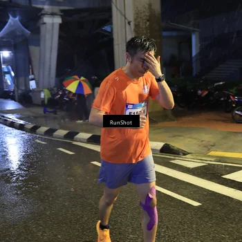 Runner Photo 7915347